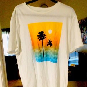Mens XL Old Navy summer t-shirt